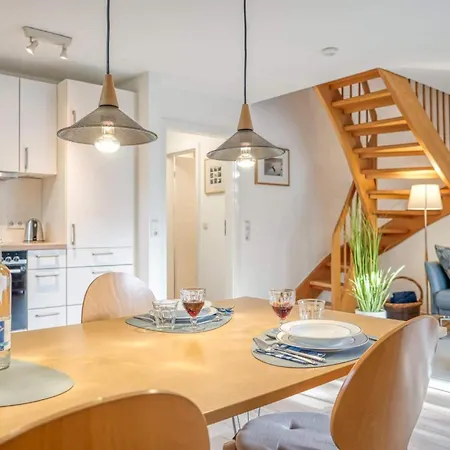 Achtern Diek Haus 13b 6 아파트